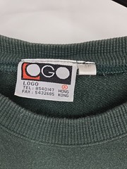 Vintage Mad Dogs Pub Hong Kong Kowloon Sweatshirt Size 46 Green Crop Fray