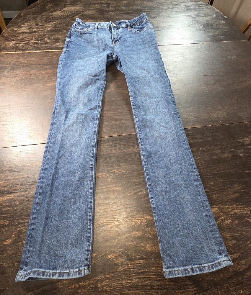 A.N.A. A New Approach Women’s Slim Bootcut Jeans Size 4