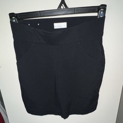 Columbia Saturday Trail Women’s Black Bermuda Shorts Size S Mid Rise 9″ Inseam