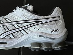 ASICS GEL-KINSEI OG [1022A111-100] White Silver Running Shoes Women’s Size 8