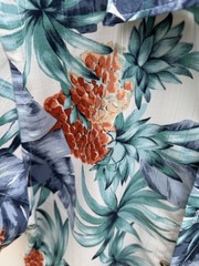 Van Heusen Men’s Poly Hawaiian shirt size M 15-15 1/2