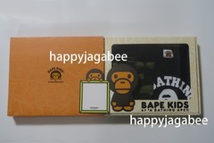A BATHNIG APE BAPE KIDS 1ST CAMO COLLEGE KIDS GIFT SET 1L70369001 z