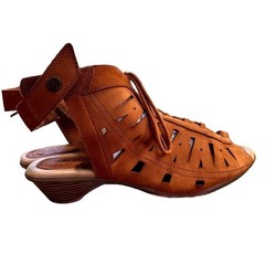 Earth Lace Up Nubuck Leather Boho Festival Cutout Peep Toe Brown Bootie Sandals