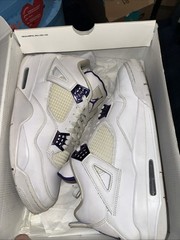 Size 13 – Jordan 4 Retro Mid Purple Metallic