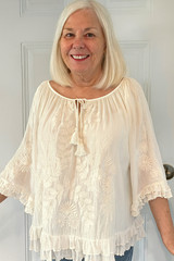 White Akemie & K Anthropologie Blouse Artsy Flowy Tunic Fairy Whimsy Tassels