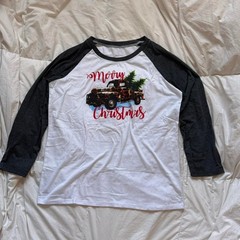 Merry christmas raglan shirt sz XL Christmas trees winter cheetah print holiday