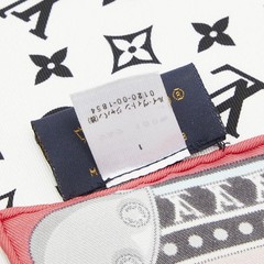 Louis Vuitton Carr 45 Trunk in Love Minimal Scarf M77558 Multicolor Silk Women s