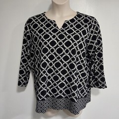 Chico’s Size 3 (XL) Cotton Black White w/ Geometric Lattice Print Tunic Top