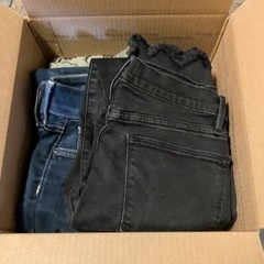 5 lb Reseller Mixed Lot Pants and Jeans Assorted Sizes Styles And Brands