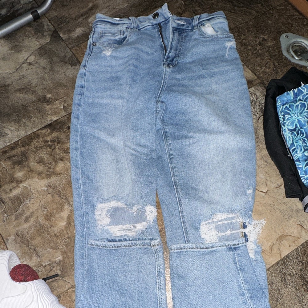 American Eagle Outfitters Straight High Rise Light Wash Distressed