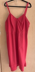 VTG DEENA Red Full Slip Nylon/Poly Adjustable Straps Side Zip Sz 44 Nice Edging