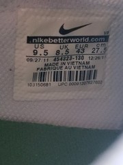 Rare Nike Tiempo Street Shoes 454323-130 Men’s Size 9.5 White W/ Green Swoosh