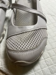 Womens Ivory Mary Jane Skechers Leather & Mesh Hook & Loop. Size 9.5