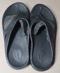 OOFOS Original Recovery Sandal Flip Flops Mens 10 Women 12 Unisex Comfort NEW