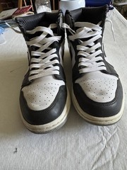 Nike Air Jordan 1 Retro High OG barons Size 9 Black White Grey 555088-014
