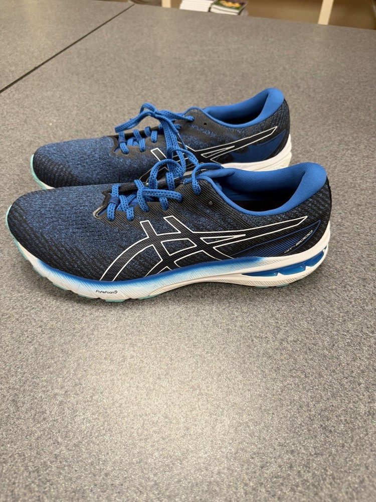 Men’s ASICS GT-2000 Blue Men’s 12