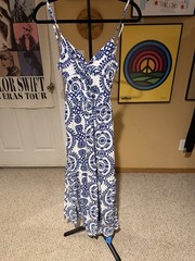 Women’s Blue/White Floral Maxi Dress V-Neck Tie Front Strappy Sleeveless XS