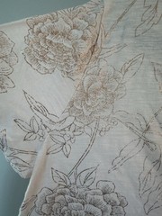 Merona White Gold Floral Glitter V-Neck Short Sleeve Knit T-Shirt Size XL