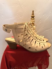 Earth Nubuck Leather Lace-Up Ankle Sandals Kristen 8.5 -Gladiator Nude Soft NIB