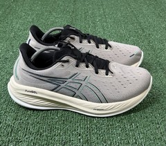 ASICS Gel-Cumulus 26 Shoes Grey Sheet Rock/Concrete 1011B792 Mens US Size 11.5