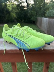 PUMA Ultra Ultimate FG/AG Men’s Soccer Cleats Lace Up Low Top Green 106868-01