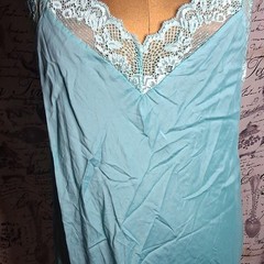 Victoria’s Secret Blue Lace Trim V-Neck Sleeveless Chemise Gown L/G