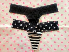 NWT Victoria’s Secret PINK Lace-Trim Cotton Thong Panty-Black Stars Stripes M