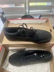 Nike Men’s Black Canvas Low Top Lace-Up Athletic Sneakers Style Code 555272 015