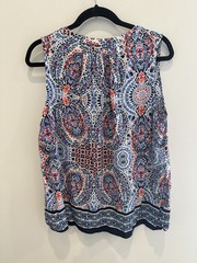 Crown & Ivy Sleeveless V-Neck Button Front Paisley Rayon Blouse – XL