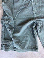 Jeffrey Banks Green Cargo Shorts Men’s Size 44