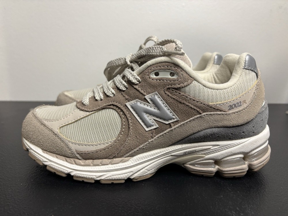 2023 New Balance 2002R Size M5/W6.5 Driftwood M2002RSI Casual Sneakers Running