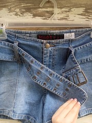 MUDD Low Rise Belted Denim Shorts Junior’s Size 11.