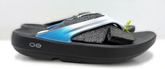 OOFOS OOLALA Women’s Recovery Sandal #1401 – Black/Frost – Choose Size