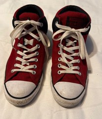 Men’s size 10 Converse shoes