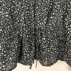 Universal Thread Womens New Peasant Top Size M Black White Peplum Balloon Sleeve
