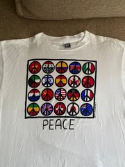 Vintage 1990 Peace Multiple Flags by Degreef Angle