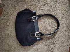 Nine West Black Shoulder Bag Zip Closure Double Handles Inner Pockets Lined