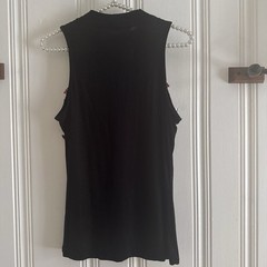 Vintage Havana Black Floral Embroidered V-Neck Keyhole Tank Top Women’s M