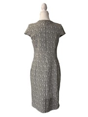 DKNY Women’s Black White Houndstooth Knit Sheath Dress Round Neck Zip 10