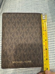 Michael Kors Jet Set Travel Passport Holder Wallet – Brown