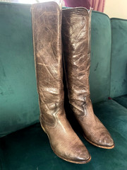 Frye Tall Melissa Distressed Cowboy boots Womens Size 7 low block heel