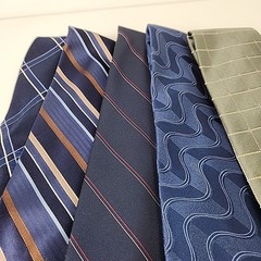 Lot Of 5 Vintage Men’s Silk or Silk Blend Neck Ties Michael Kors Tommy Hilfiger