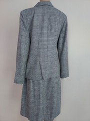 WOMEN 2PC/BLAZER-SKIRT/SZ 10/BLACK-WHITE/LINED SUIT LIKENEW
