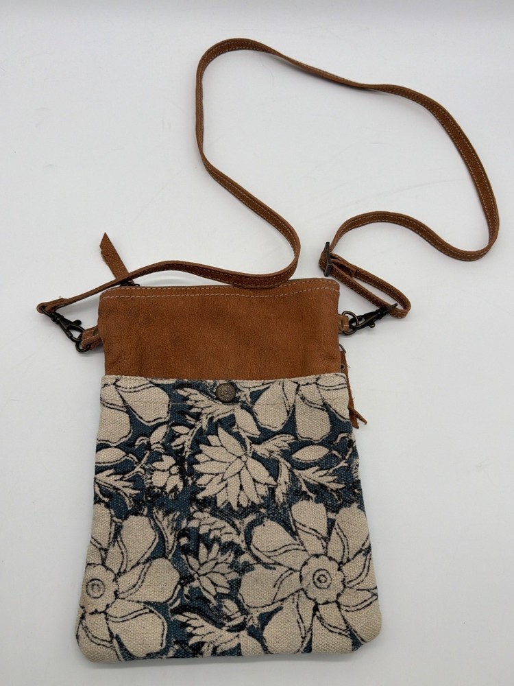Womens Canvas Faux Leather Floral Crossbody Bag Adjustable Strap Zip Snap Closur