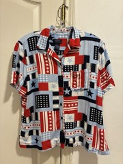 Crazy Horse Women’s M Red White Blue American Patchwork Short Sleeve Shirt