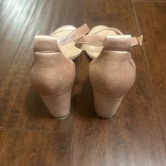 Dream Pairs Pink Satin Block Heels With Ankle Strap In Size 9.5