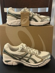NEW ASICS GT-2160 Sz 11 White Grove 1203A275 112 Kayano 1130 GT 2160