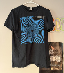 Gildan Softstyle The Black Keys Turn Blue 2014 Tour Double-Sided Tee S