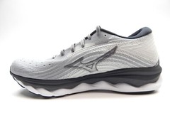Mizuno Women’s Wave Sky 6 Ultimate Grey White Running Shoes Size 8