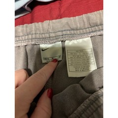 Nike Women Wide Leg Cropped Sweatpants Gray Medium 8-10 Drawstring Zip Pockets